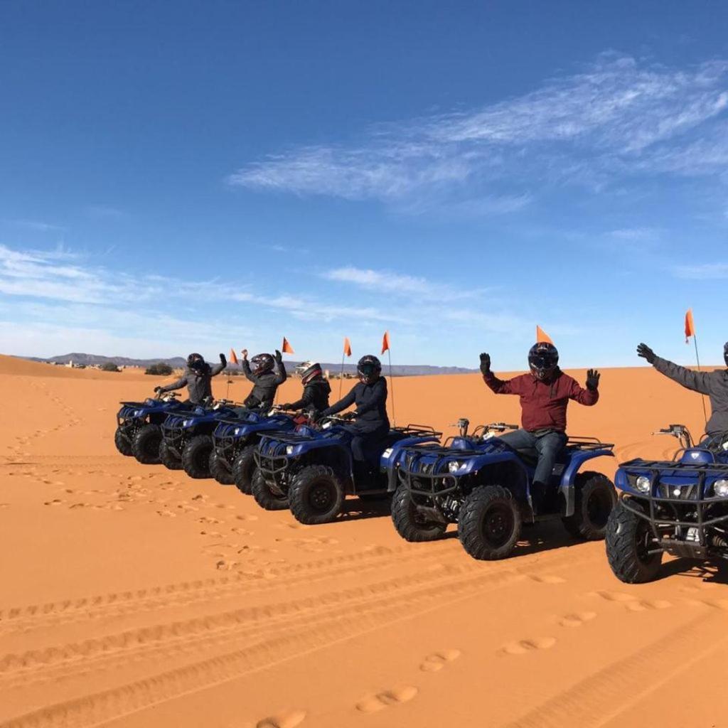 Riad Les Roches Merzouga Exteriér fotografie