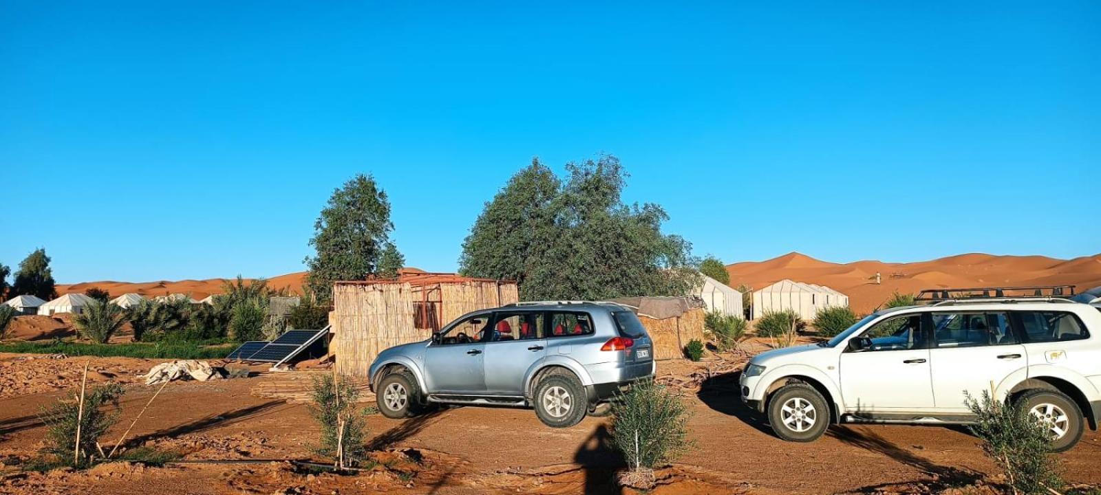 Riad Les Roches Merzouga Exteriér fotografie