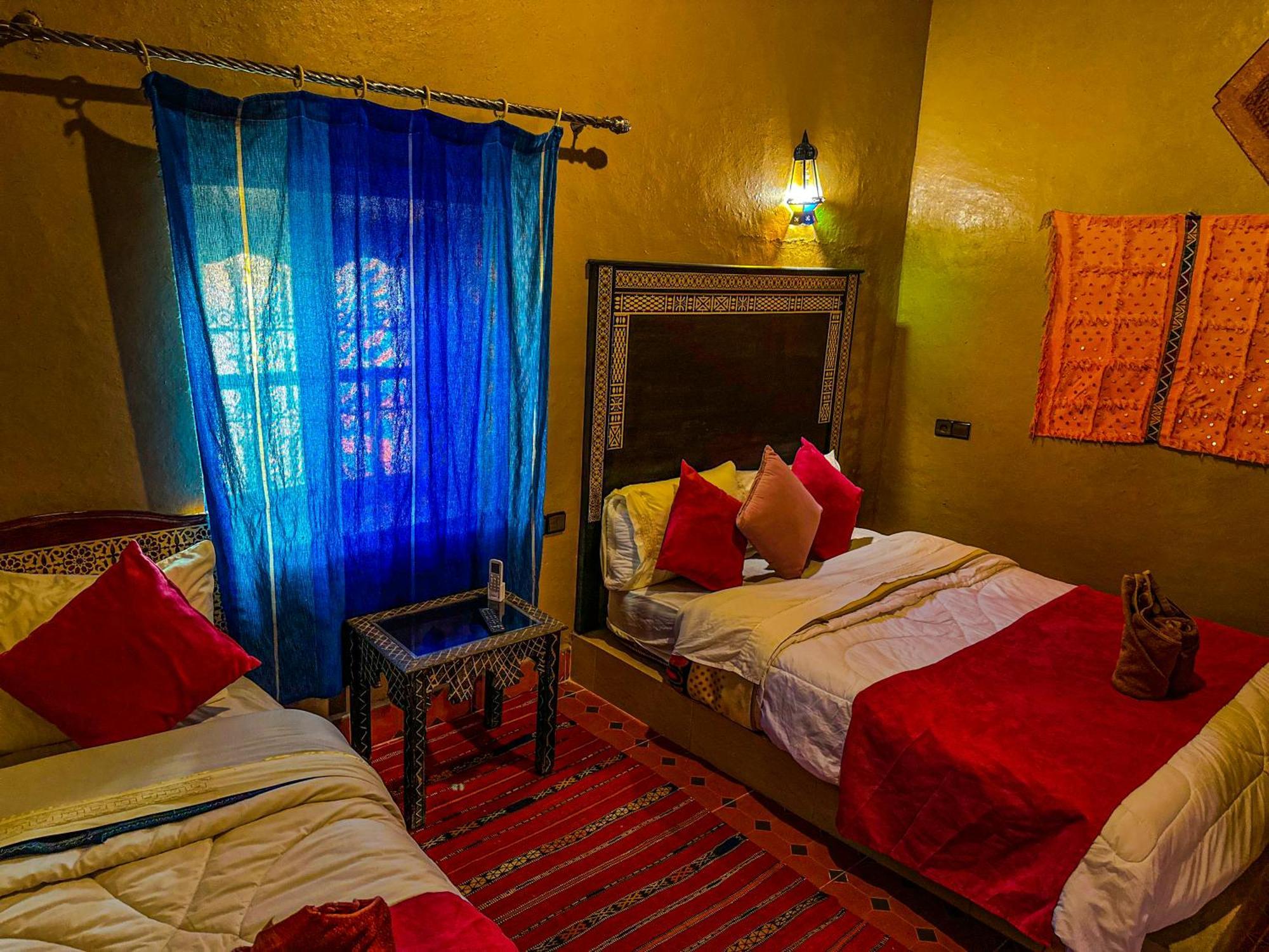 Riad Les Roches Merzouga Exteriér fotografie