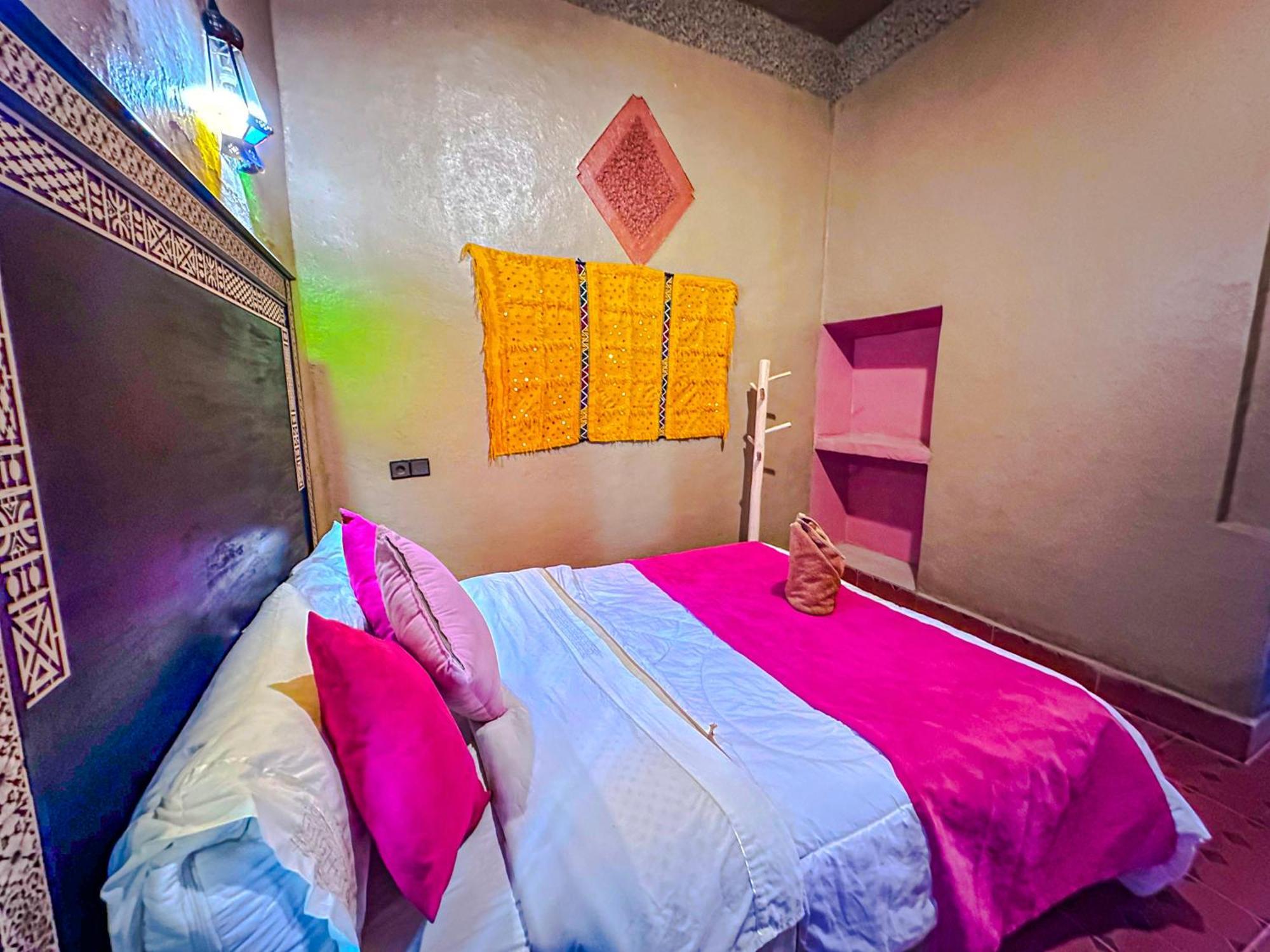 Riad Les Roches Merzouga Exteriér fotografie