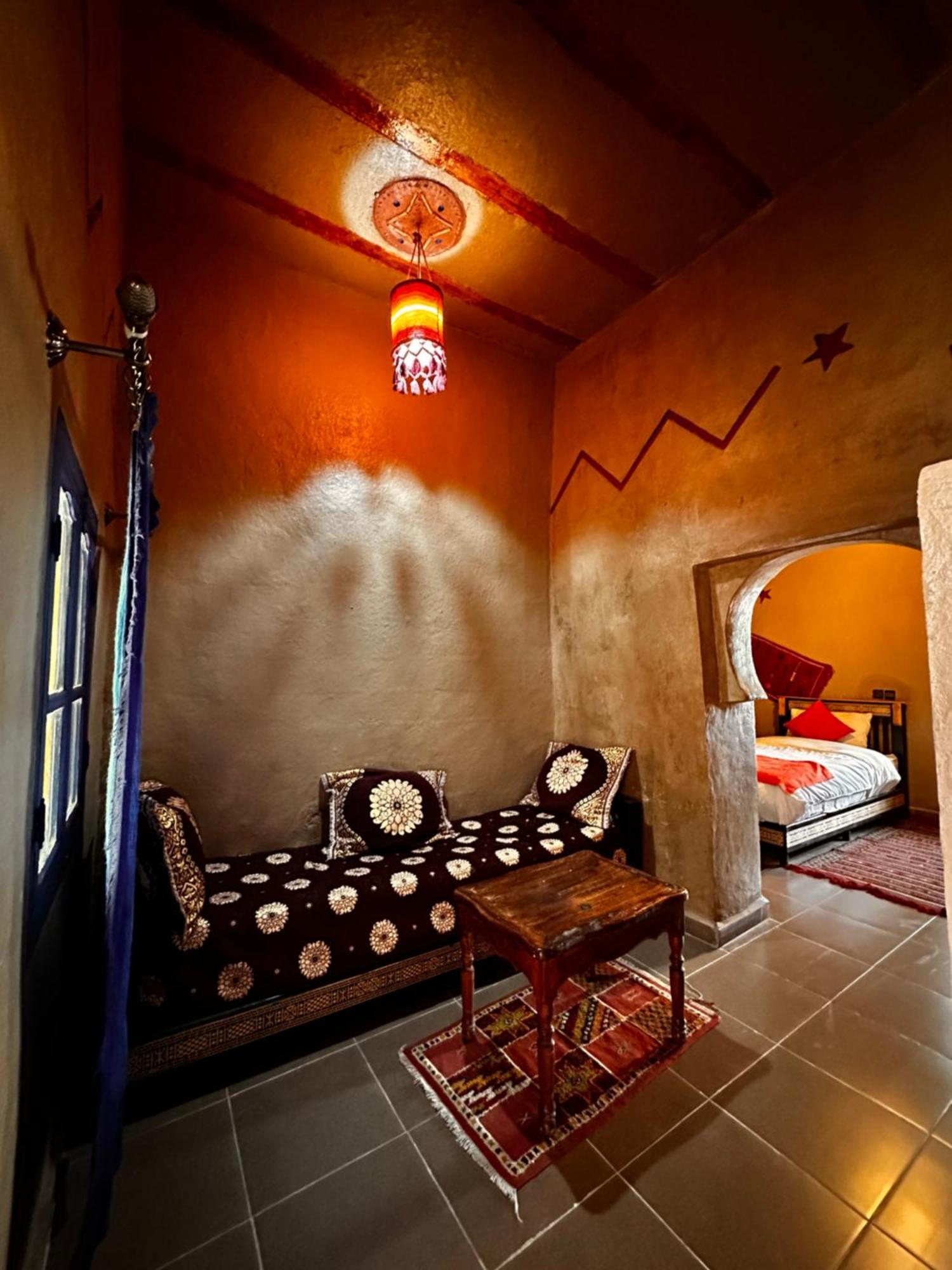 Riad Les Roches Merzouga Exteriér fotografie