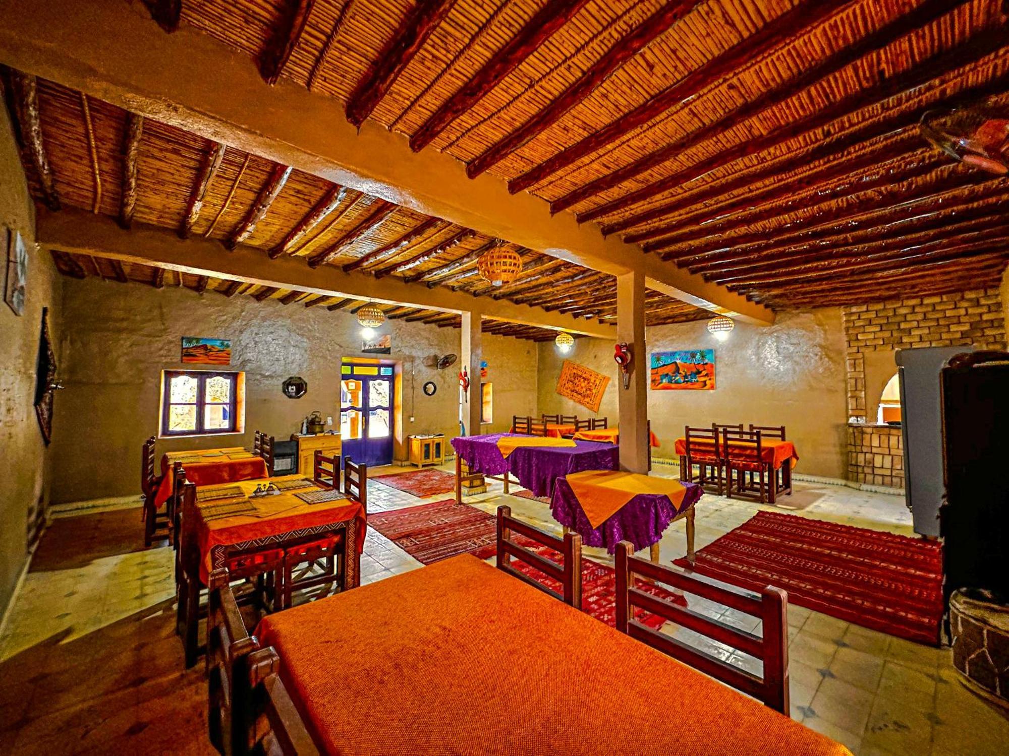 Riad Les Roches Merzouga Exteriér fotografie